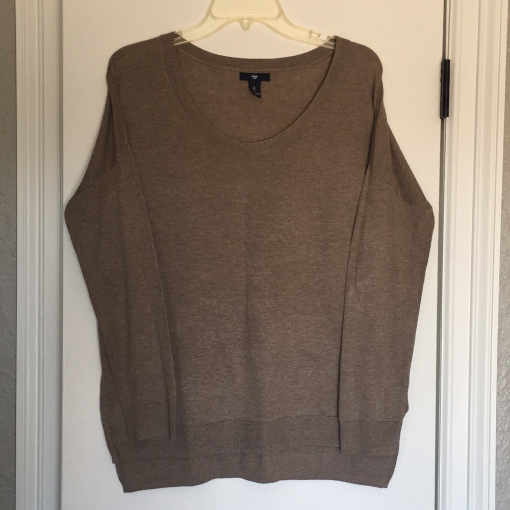 Crewneck sweater